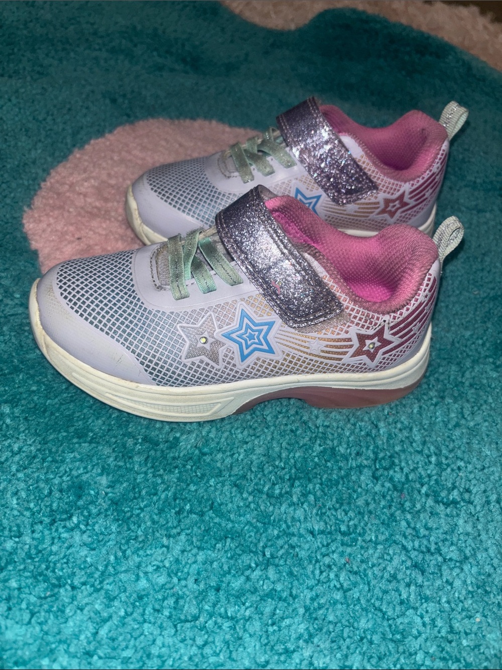 Girls' Glitter Star Light-Up Sneakers - Pink & Silver